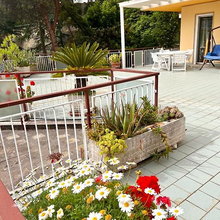 Sanremo Apartment Free Parking And Air Conditioner Bagian luar foto